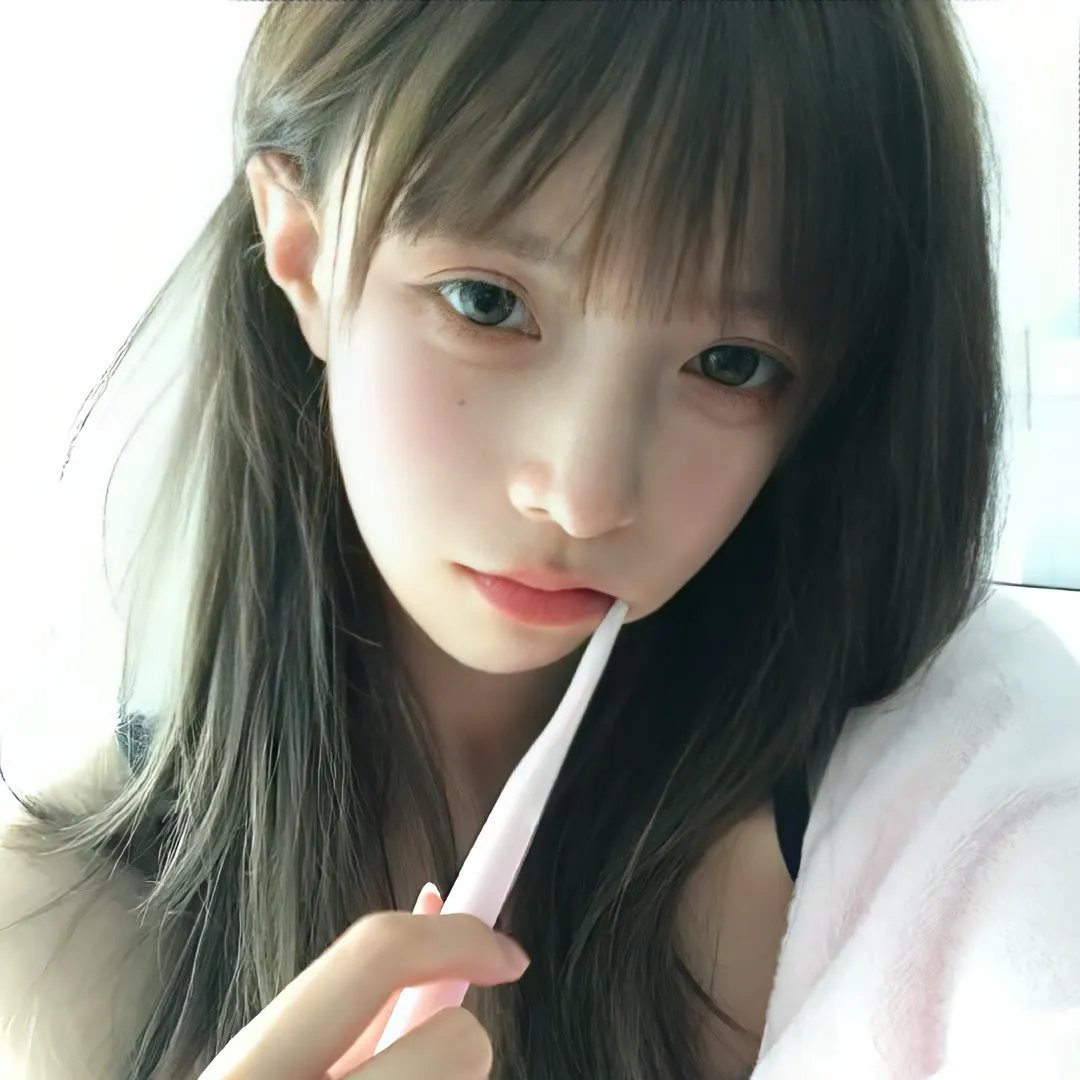 战舰春光